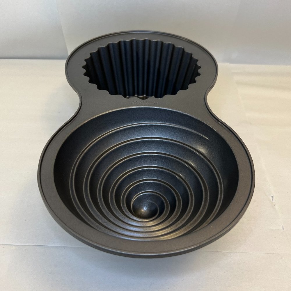 Wilton Giant Cupcake Baking pan